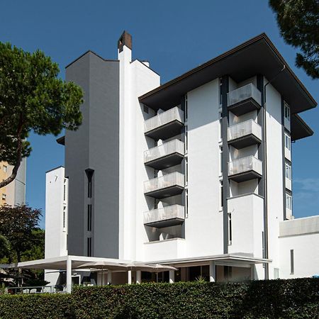 Hotel Bella Venezia Mare Линяно Сабиадоро Екстериор снимка