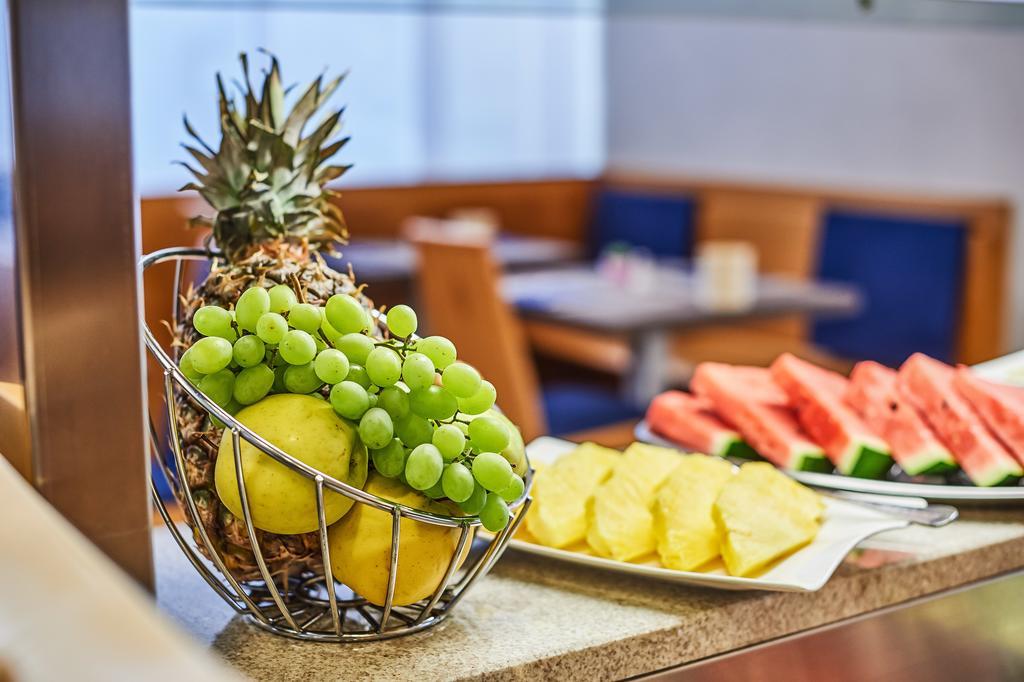 Hotel Bella Venezia Mare Линяно Сабиадоро Екстериор снимка