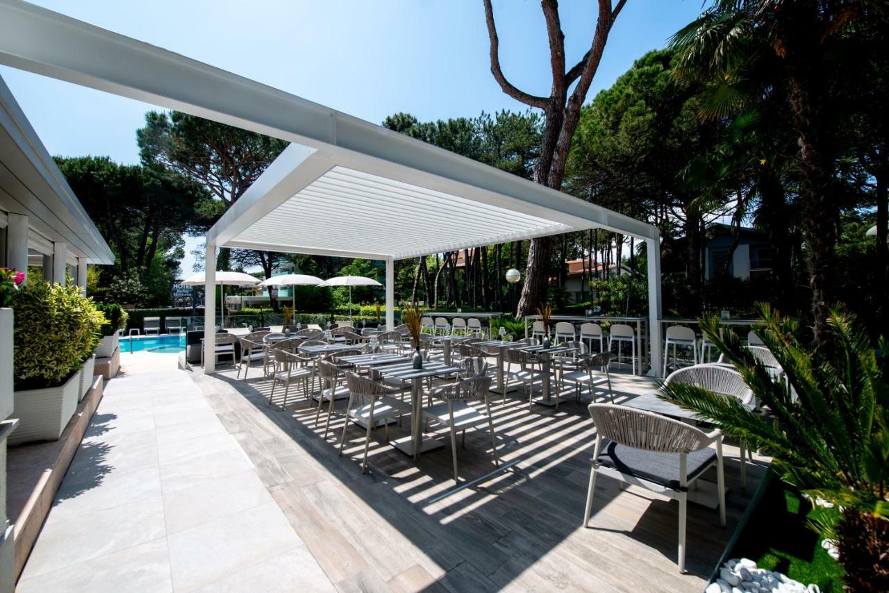 Hotel Bella Venezia Mare Линяно Сабиадоро Екстериор снимка